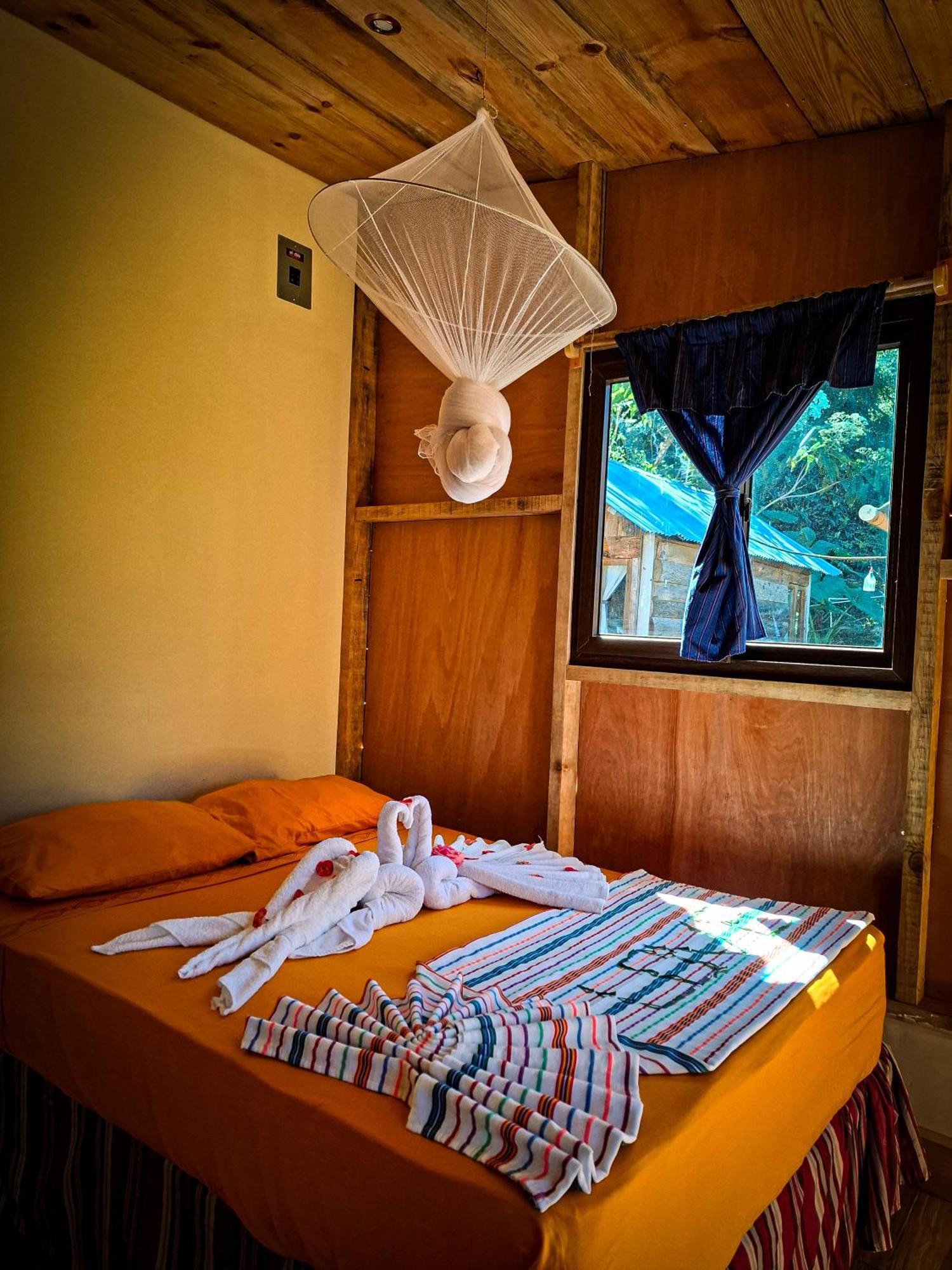 Eco-Hotel Mayachik San Juan La Laguna Exterior foto